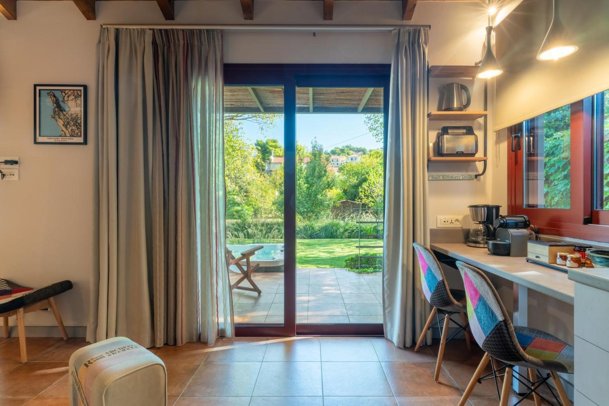 Klaritz Luxury Suites Lassi  Bagian luar foto