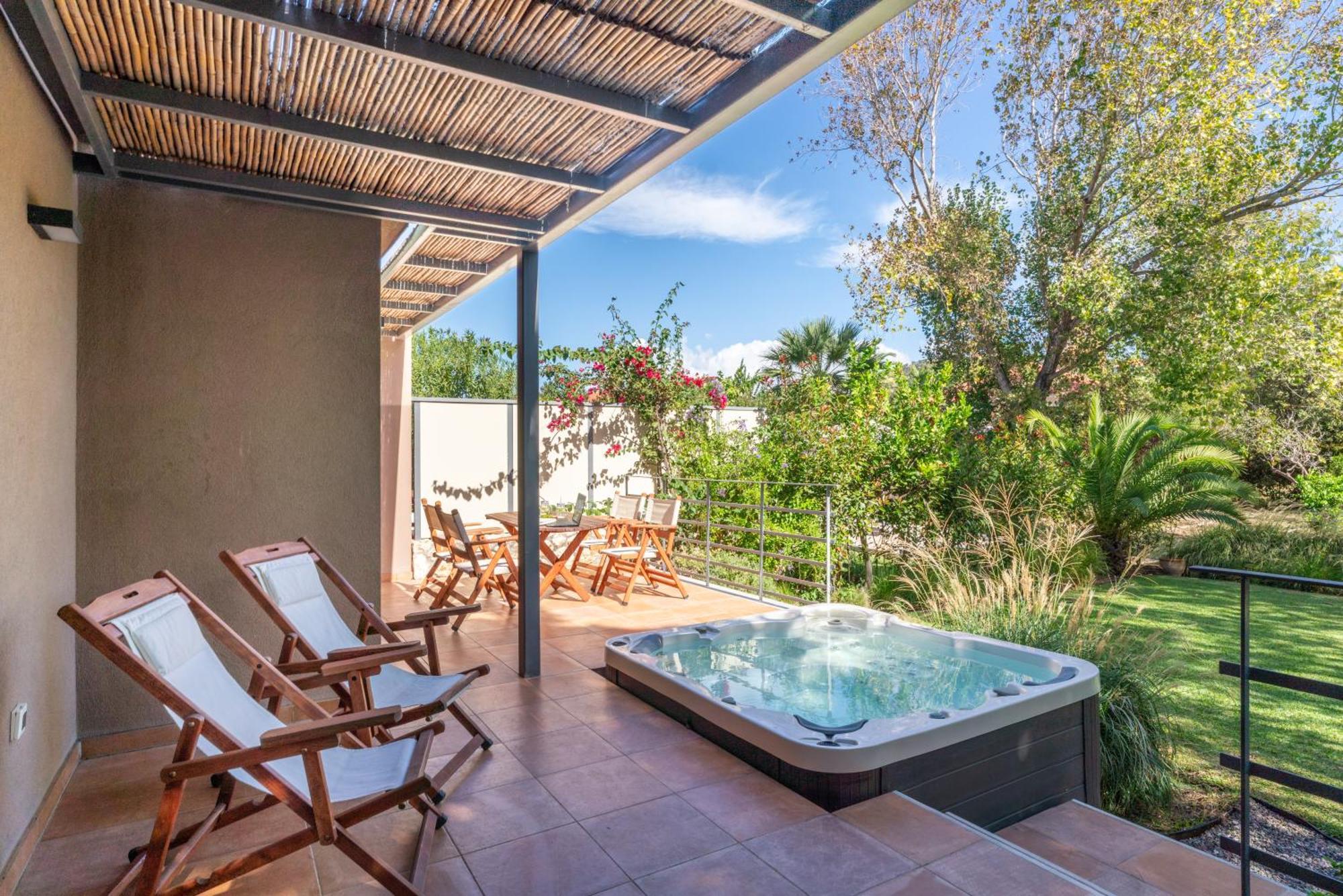 Klaritz Luxury Suites Lassi  Bagian luar foto